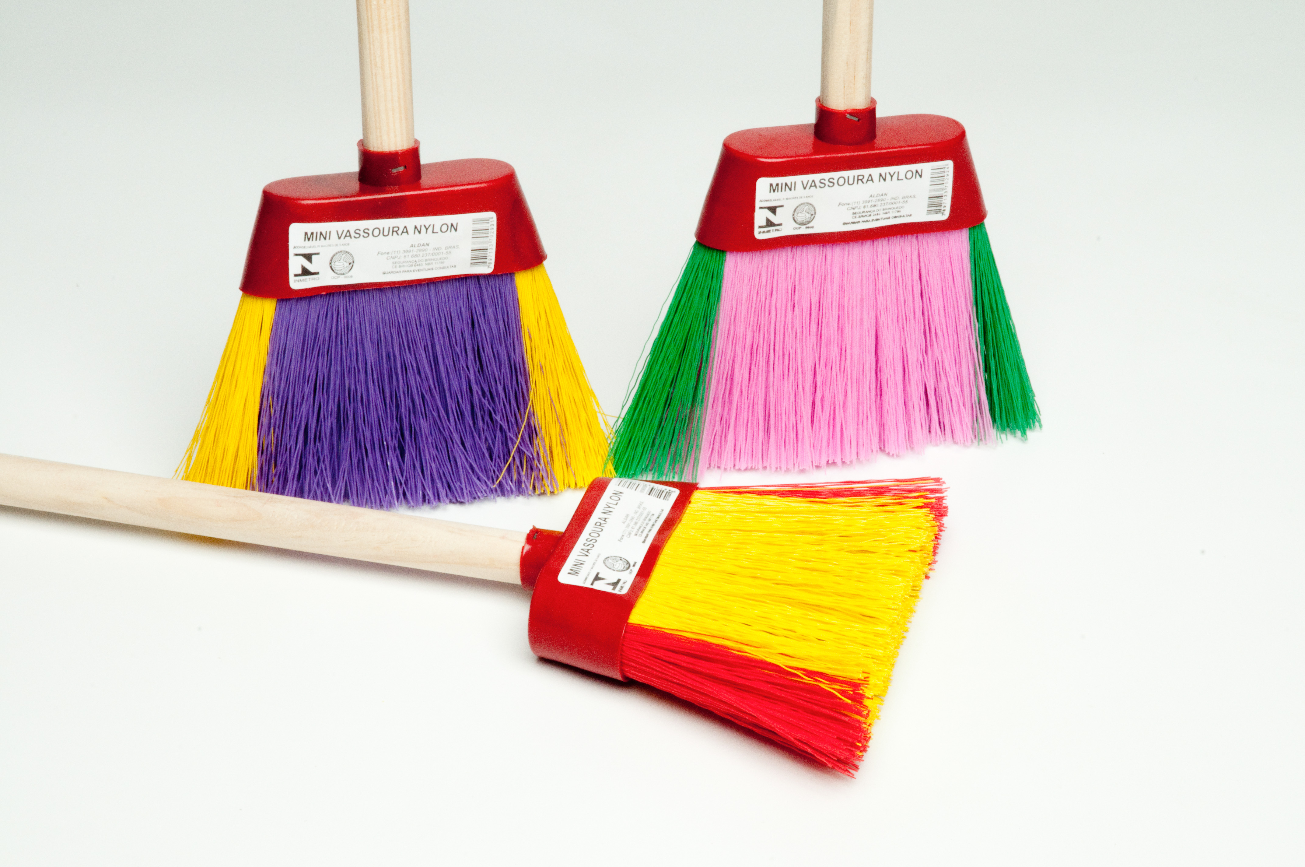 Vassoura Nylon Infantil